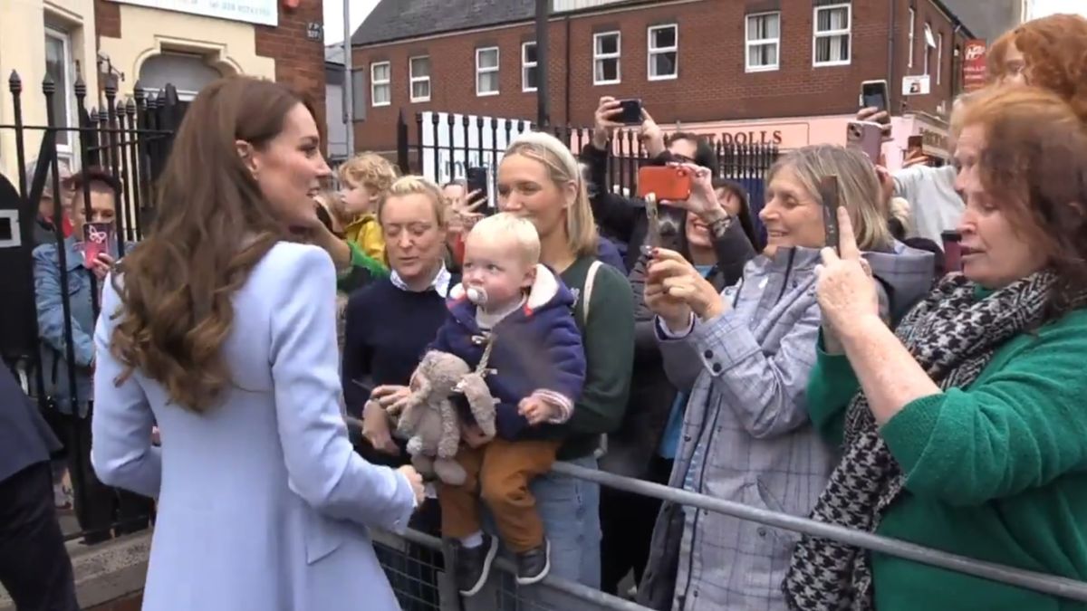 Kate Middleton alvo de comentário desagradável durante a visita à Irlanda do Norte