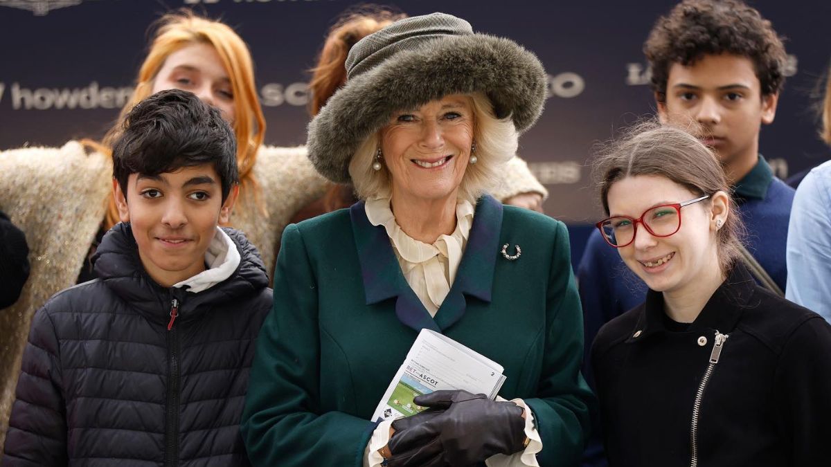 Rainha Camilla surge com um clássico que custa mais de 4 mil euros