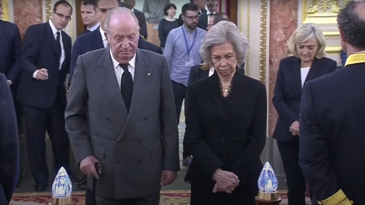 Rainha Sofía terá concordado com a castração química do marido, Juan Carlos