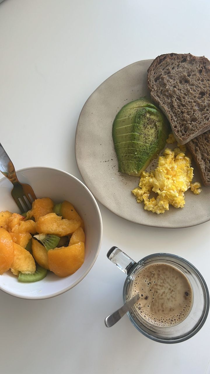 O pequeno-almoço saudável (e bem reforçado) de Cristina Ferreira