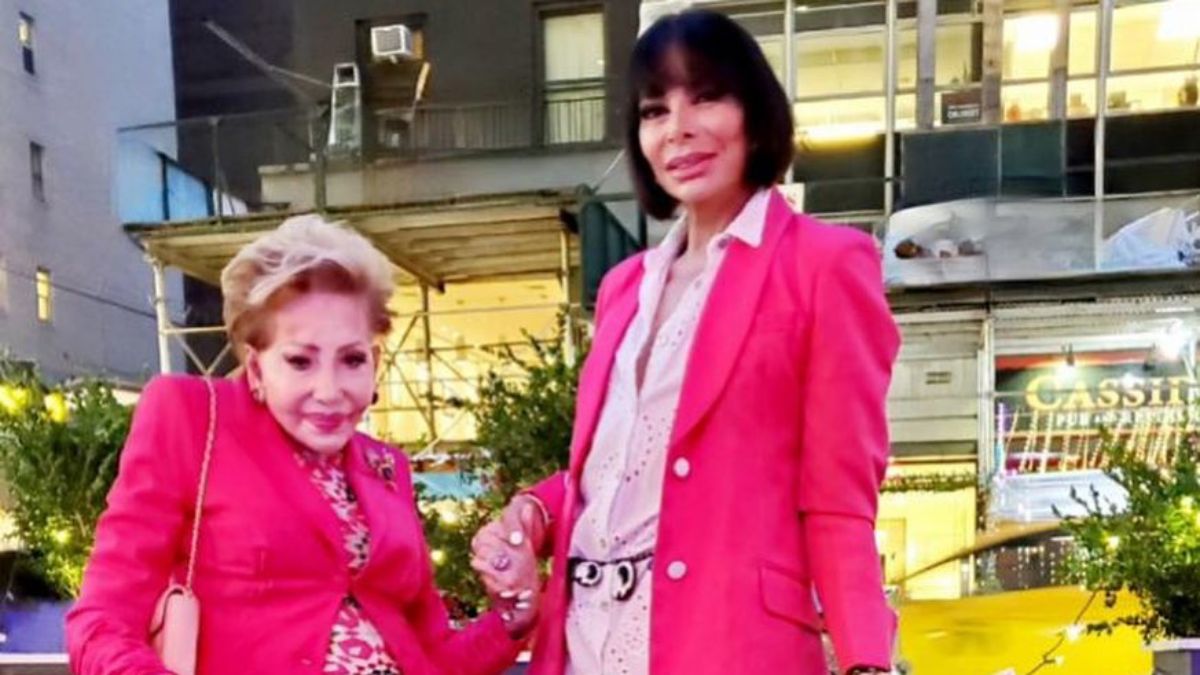 Inspirados na Barbie, José Castelo Branco e Betty Grafstein surgem com looks rosa a combinar