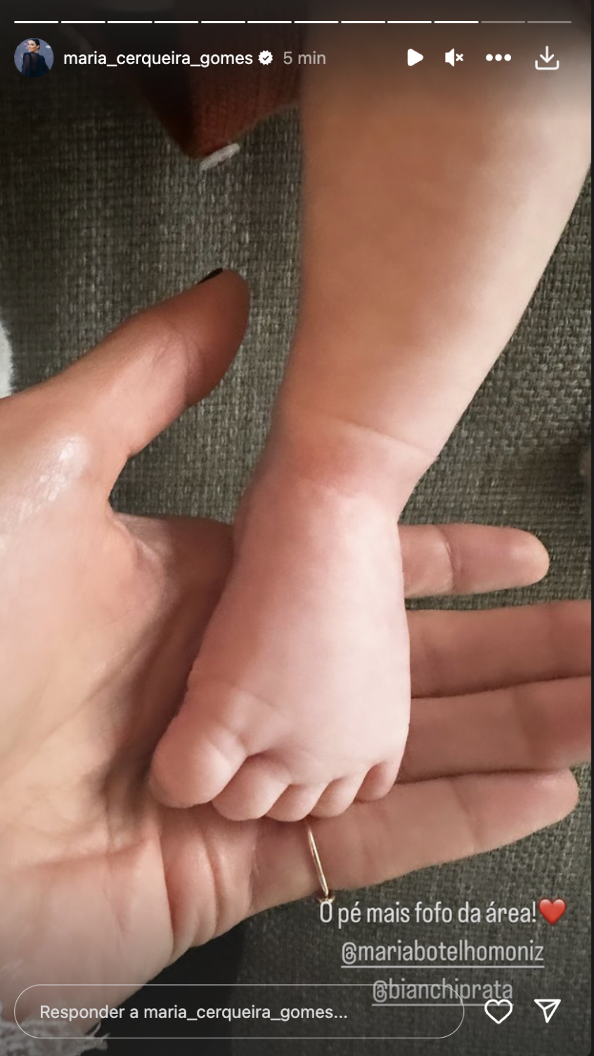 Maria Cerqueira Gomes conhece bebé de Maria Botelho Moniz: &#8220;O pé mais fofo da área&#8230;&#8221;