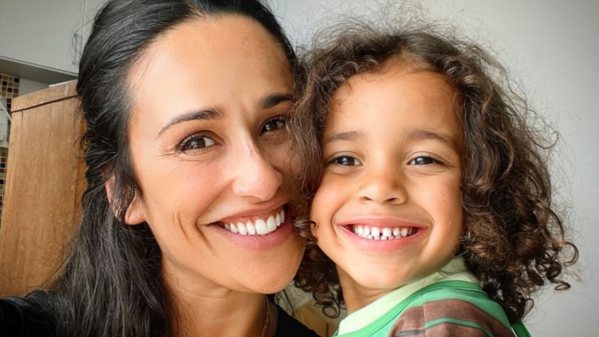 Que amor! Rita Pereira “reencontra” o filho no Brasil: “Acabou de aterrar…”